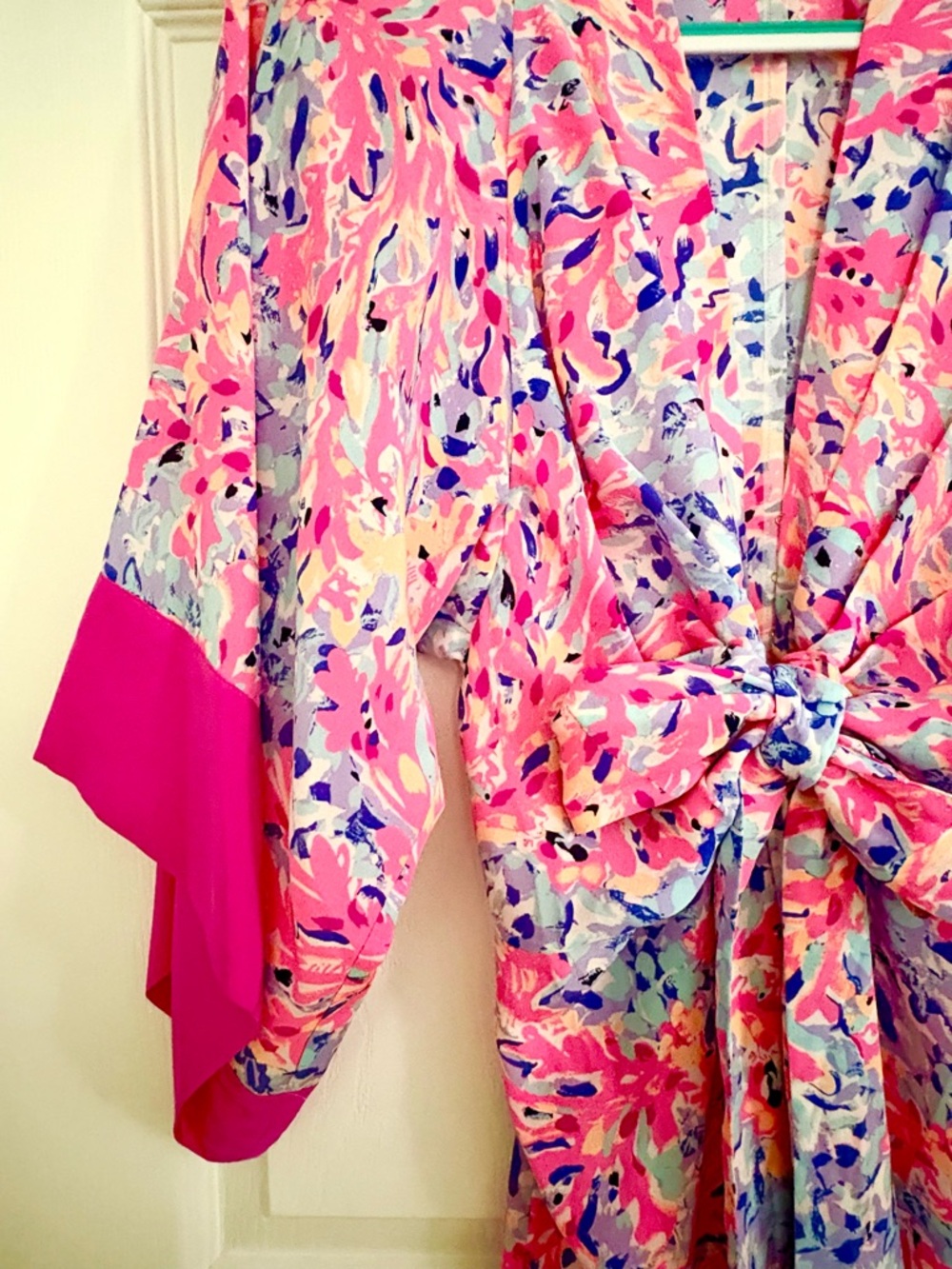Lilly Pulitzer Pink Multi Floral Mini Kimono Dress w Sash & Bow & deep V-neck- M